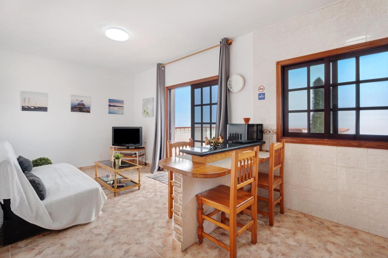 Luisa 2 En Apartament *